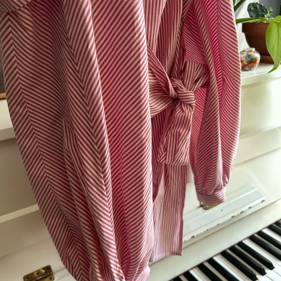 Laundry by Shelli Segal Striped Red Nautical Off Shoulder Bow Blouse Size 10 - Picture 13 of 15